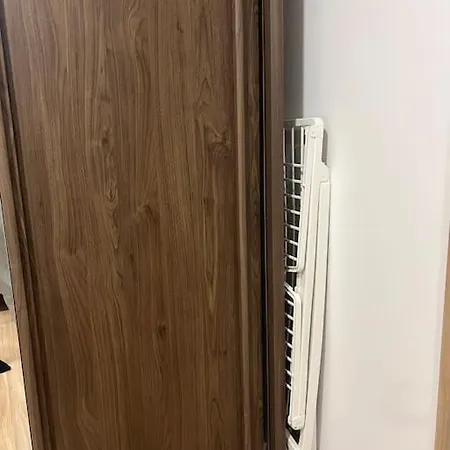 S Manzelskou Postelou Bratislava